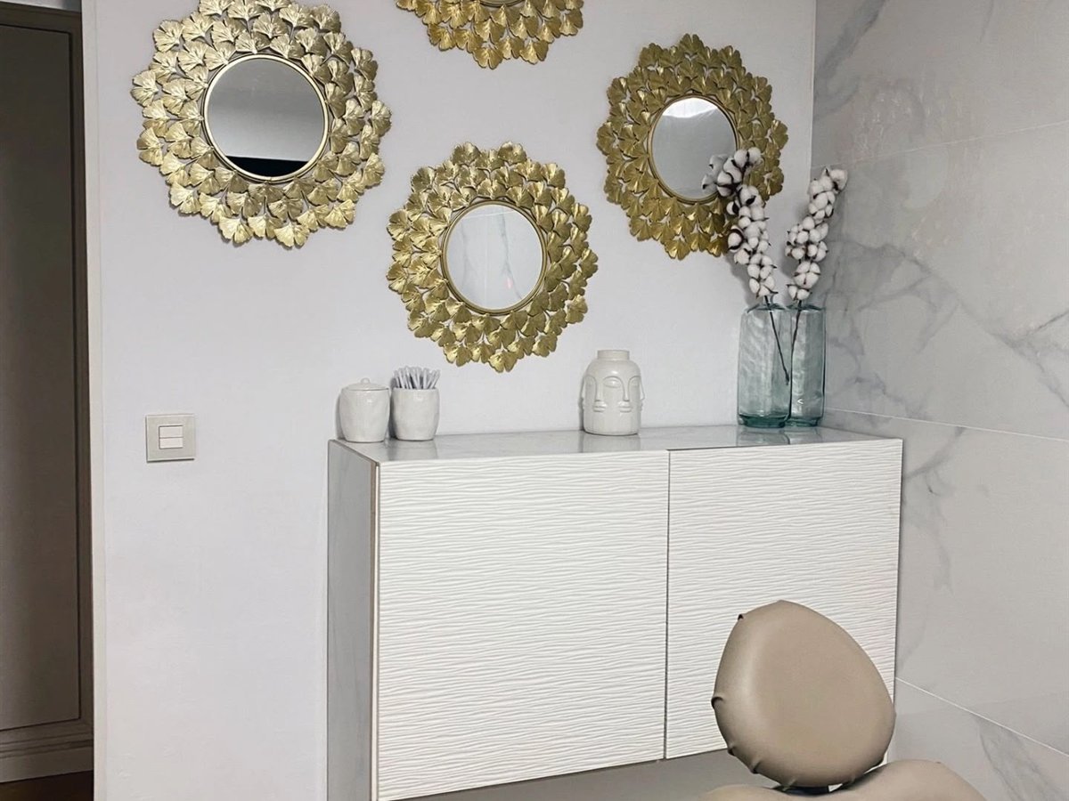 Paciente en consulta en Clínica Dental Serrería, Valencia